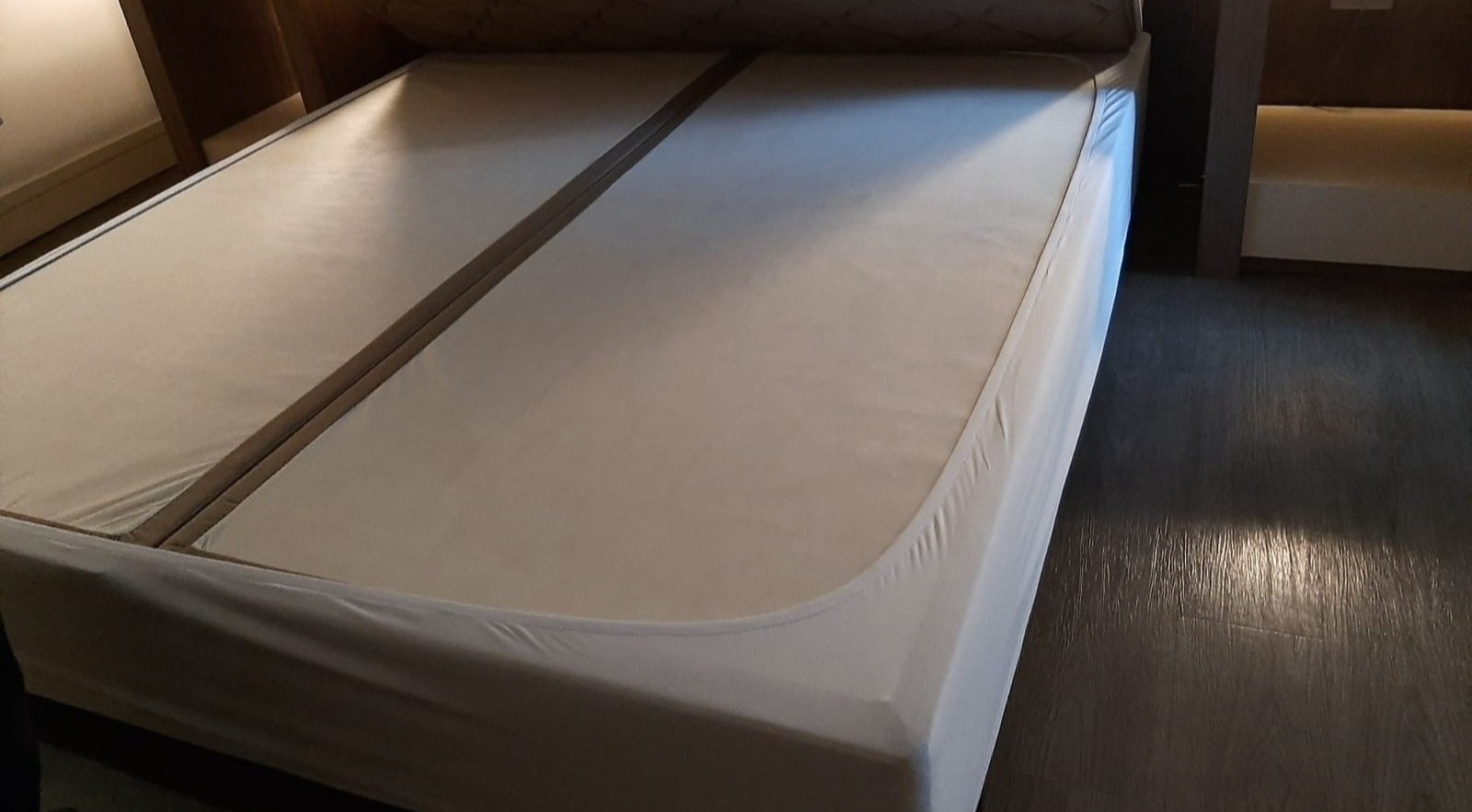 Saia Cama Box em Lycra